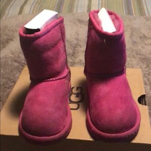 Uggs toddler boots